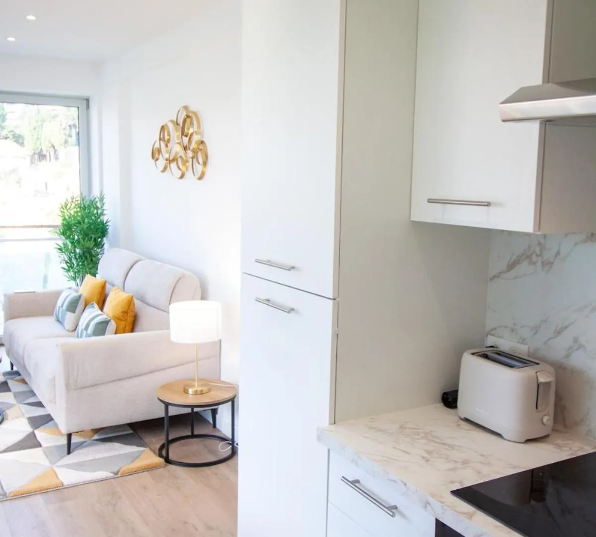 Apartman Luxury 1 Bed Apt Seafront Escape In Cannes