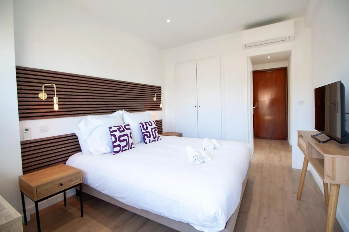 Apartment Luxury 1 Bed Apt Seafront Escape In Cannes